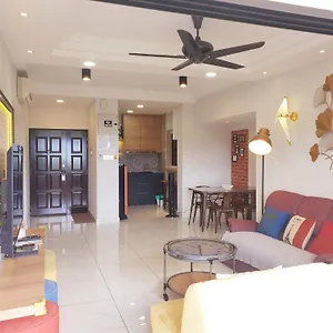 Apartment Sri Sayang By Coral Holiday, Batu Ferringhi